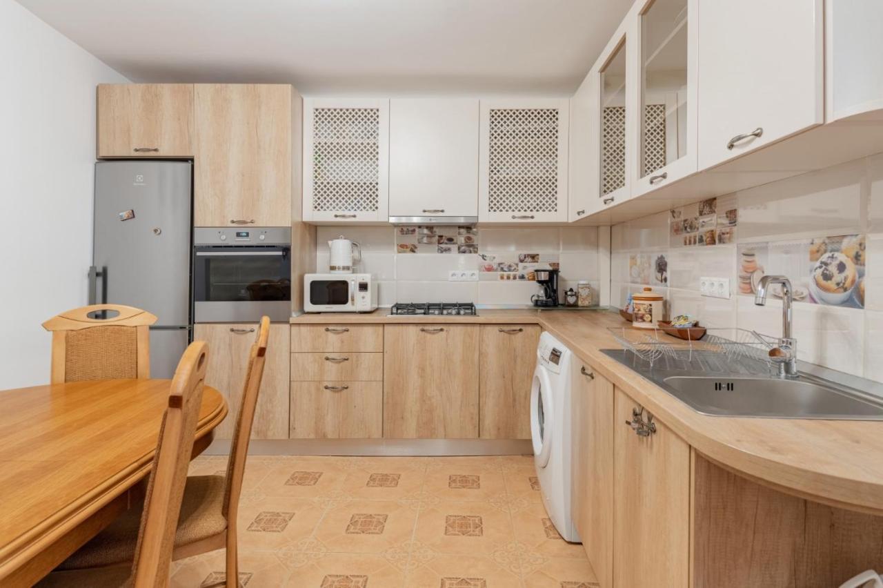 Apartamento Brasov Centrul Vechi - 67Sqm - 2Min To Counsel Square Exterior foto