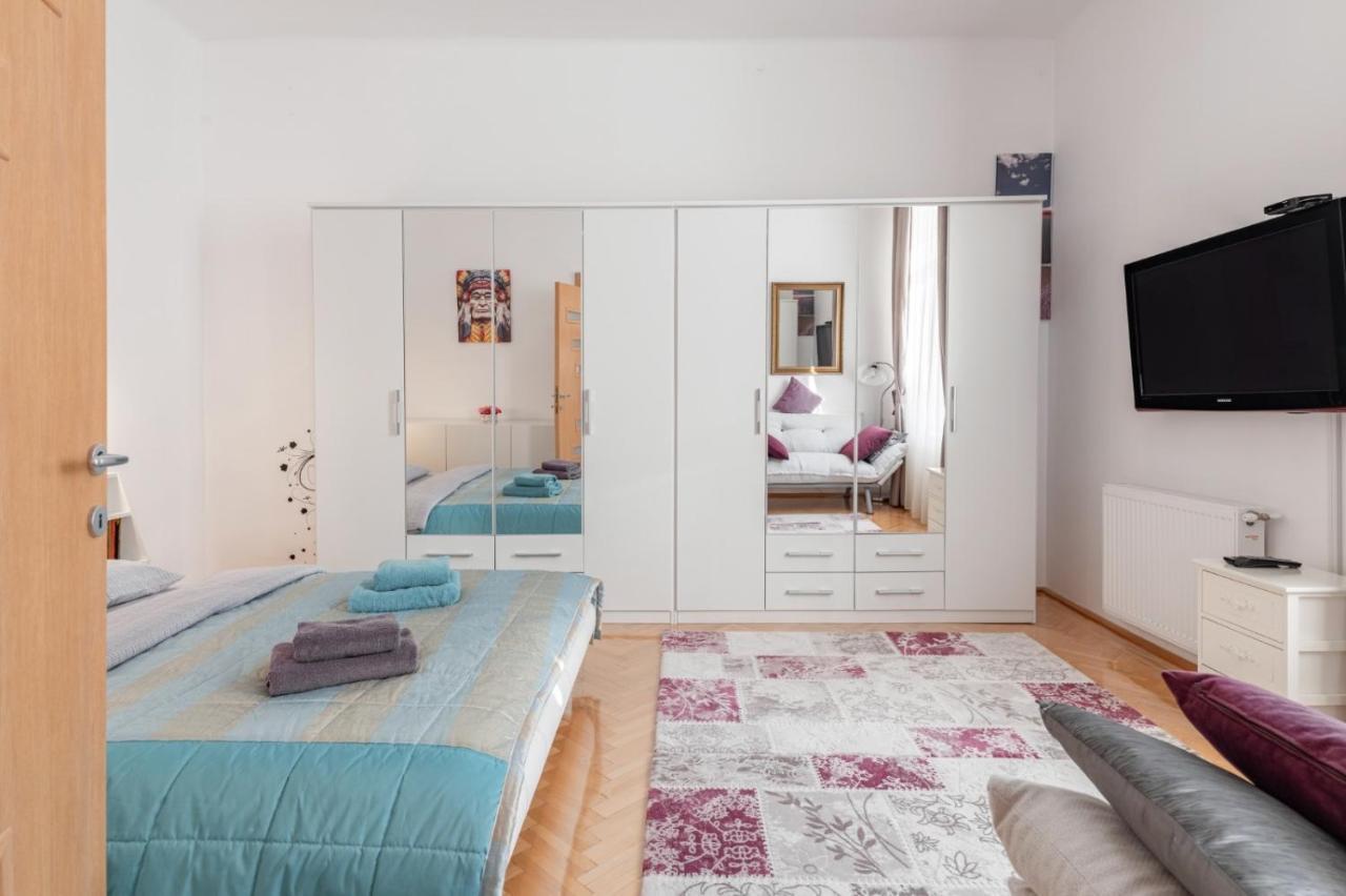 Apartamento Brasov Centrul Vechi - 67Sqm - 2Min To Counsel Square Exterior foto