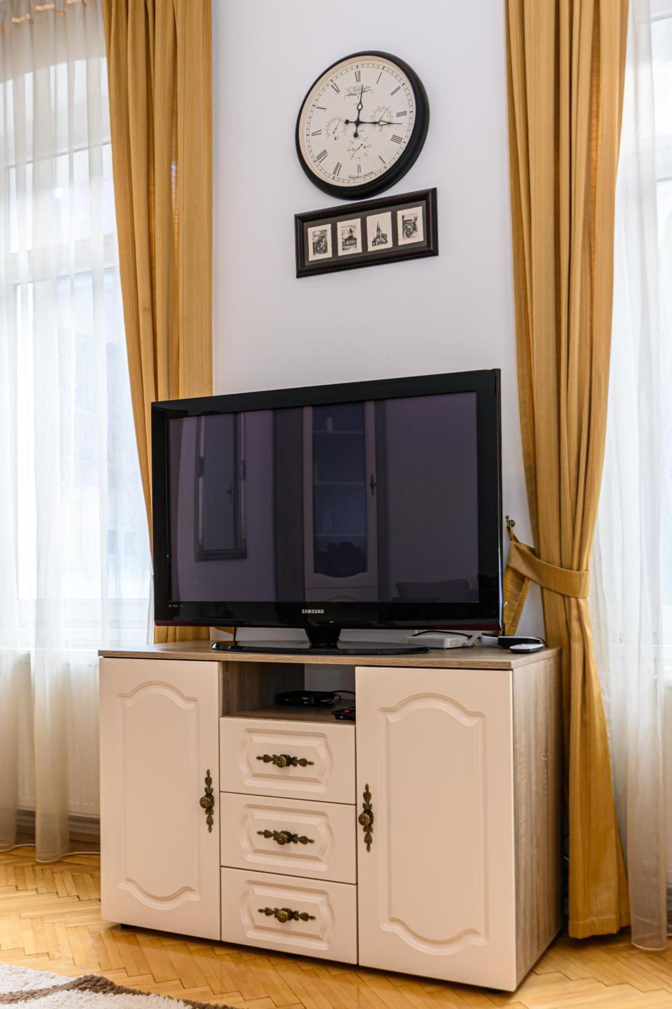 Apartamento Brasov Centrul Vechi - 67Sqm - 2Min To Counsel Square Exterior foto
