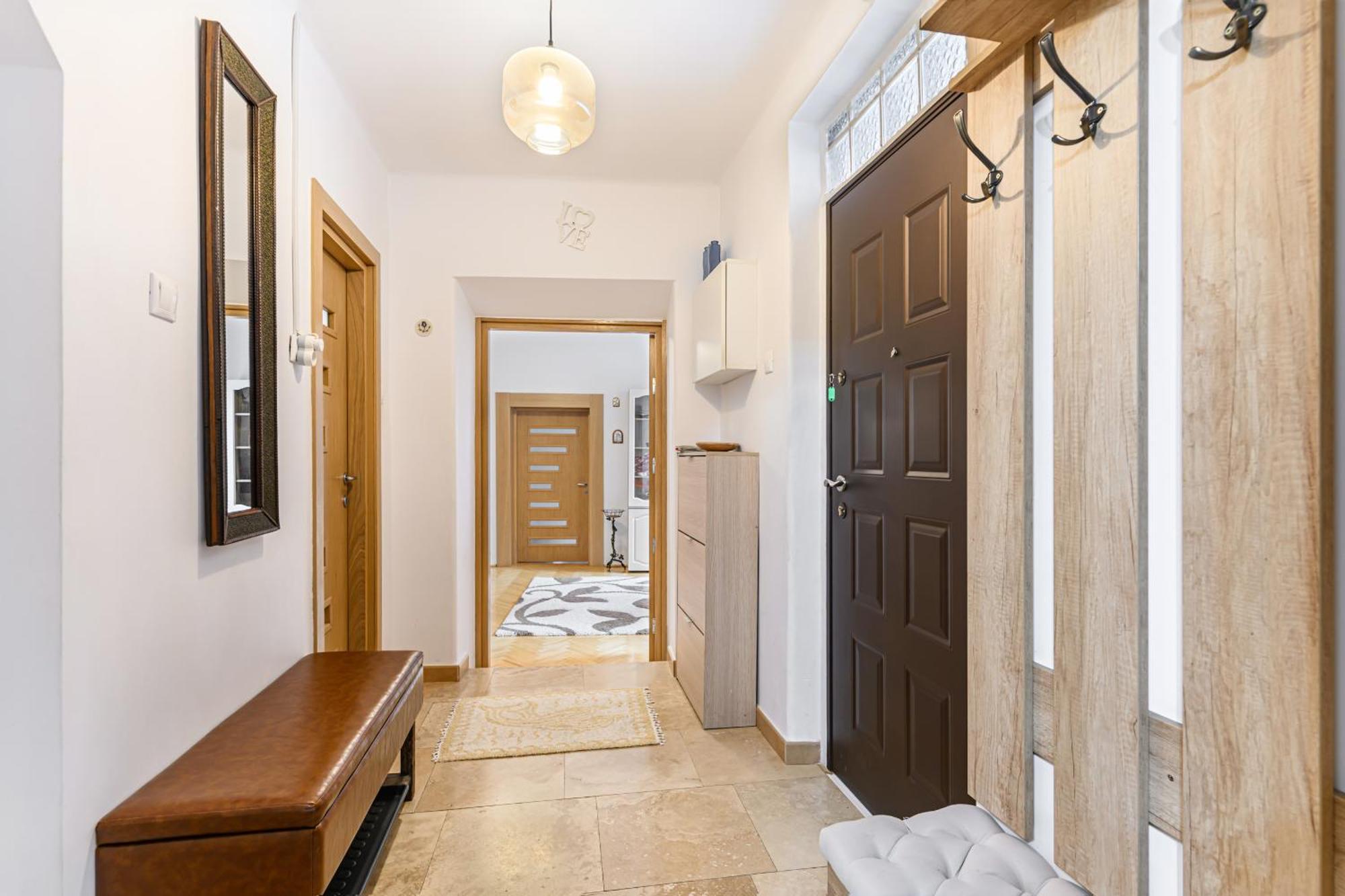 Apartamento Brasov Centrul Vechi - 67Sqm - 2Min To Counsel Square Exterior foto