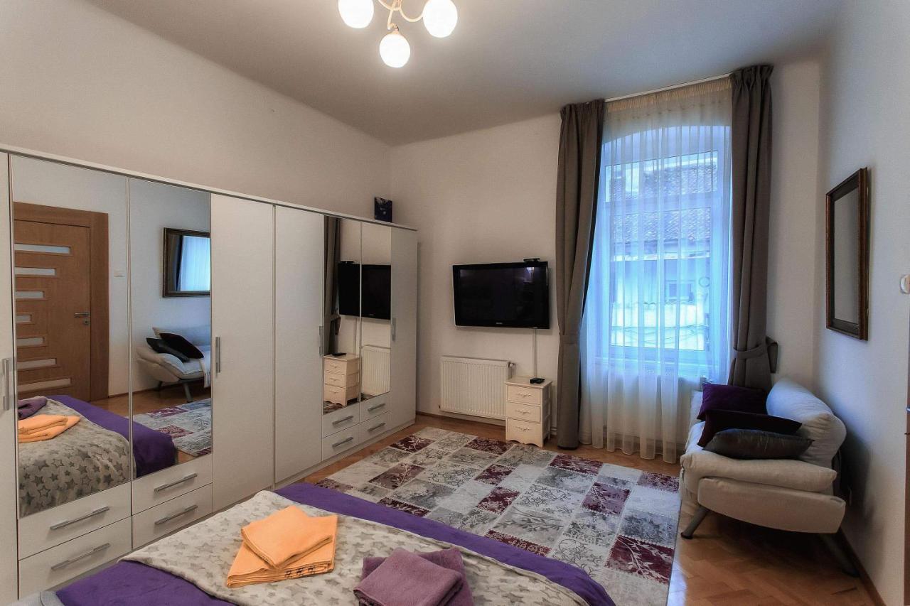 Apartamento Brasov Centrul Vechi - 67Sqm - 2Min To Counsel Square Exterior foto